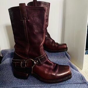 Frye’s Rich Dark Brown Leather Moto Boots Size 8 1/2 medium